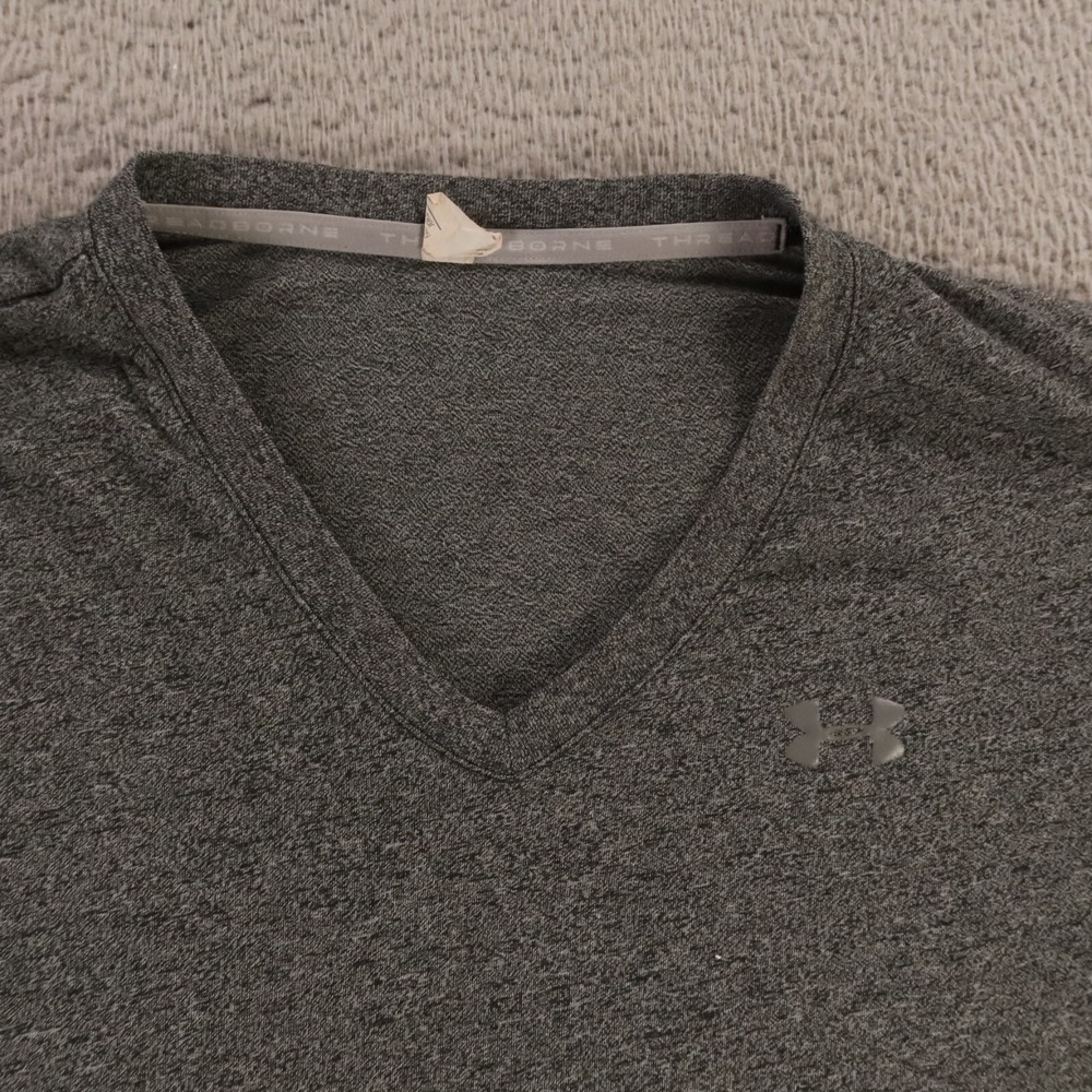 Under Armour Shirt Womens M Gray Cotton Short Sleeve HeatGear - Picture 2 of 10